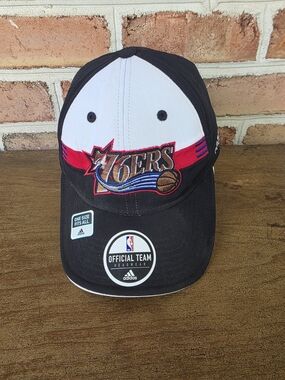 Philadelphia 76ers VINTAGE Adidas Black & White Official Team Cap